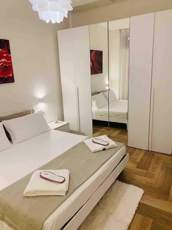 Dimora Napoli Centrale Apartment
